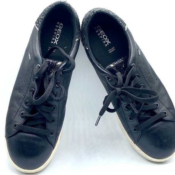Women’s GEOX Respira Leather Black Sneakers - White Soles- US:8 EU:38 Pre-Loved - Picture 2 of 16